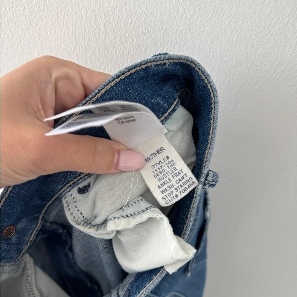 MOTHER Hustler Ankle Fray Jeans in Can’t Stop Staring 26